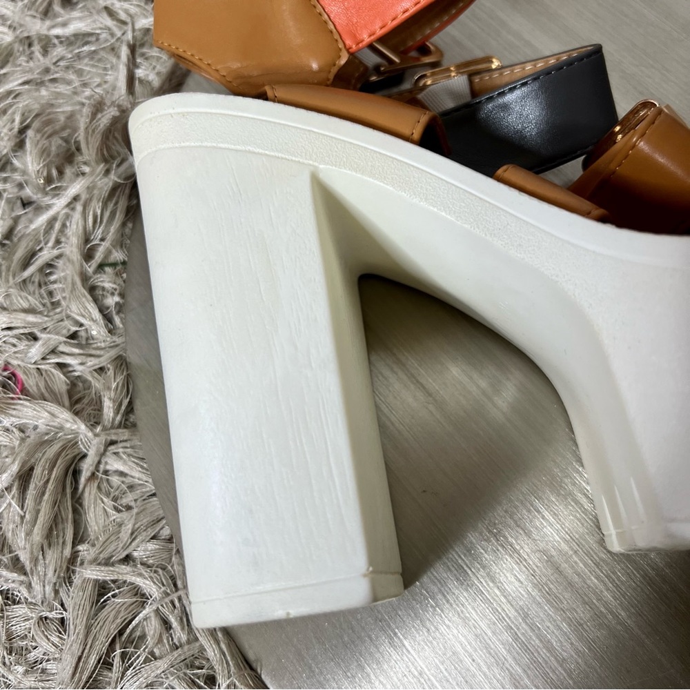 NEW ‘Raina’ Chunky Heels - Picture 10 of 11